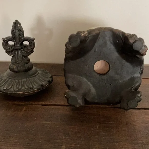 Vintage Ceramic Home Decor - Picture 4 of 4